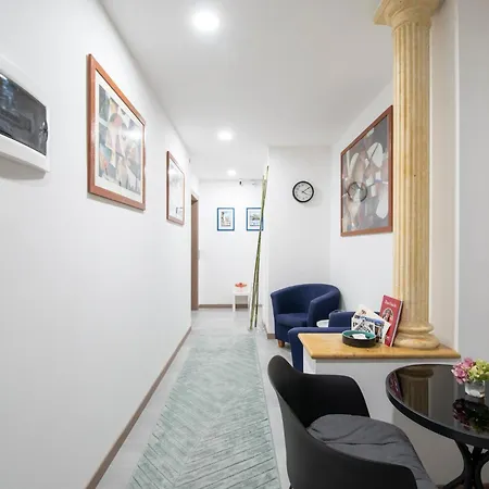 לינה וארוחת בוקר Dante